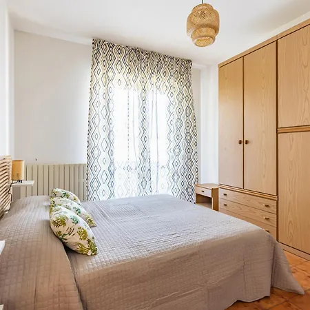 Guesthost - Comfy With Private Parking Near The Beach! Apartamento Viareggio