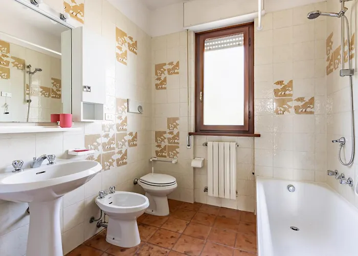 Διαμέρισμα Guesthost - Comfy With Private Parking Near The Beach! *