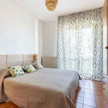 Guesthost - Comfy With Private Parking Near The Beach! * Viareggio