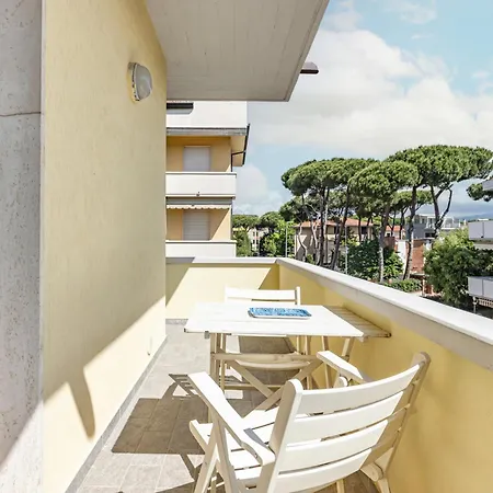 Comfy With Private Parking Near The Beach! Appartamento *